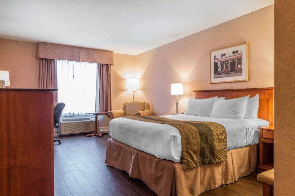 Quality Inn & Suites Hawkesbury